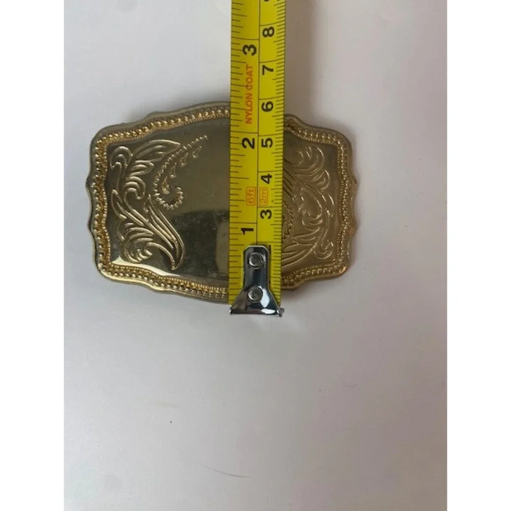 Vintage Western Gold Tone Floral Engraved Scalloped Belt Buckle Cowboy Paisley